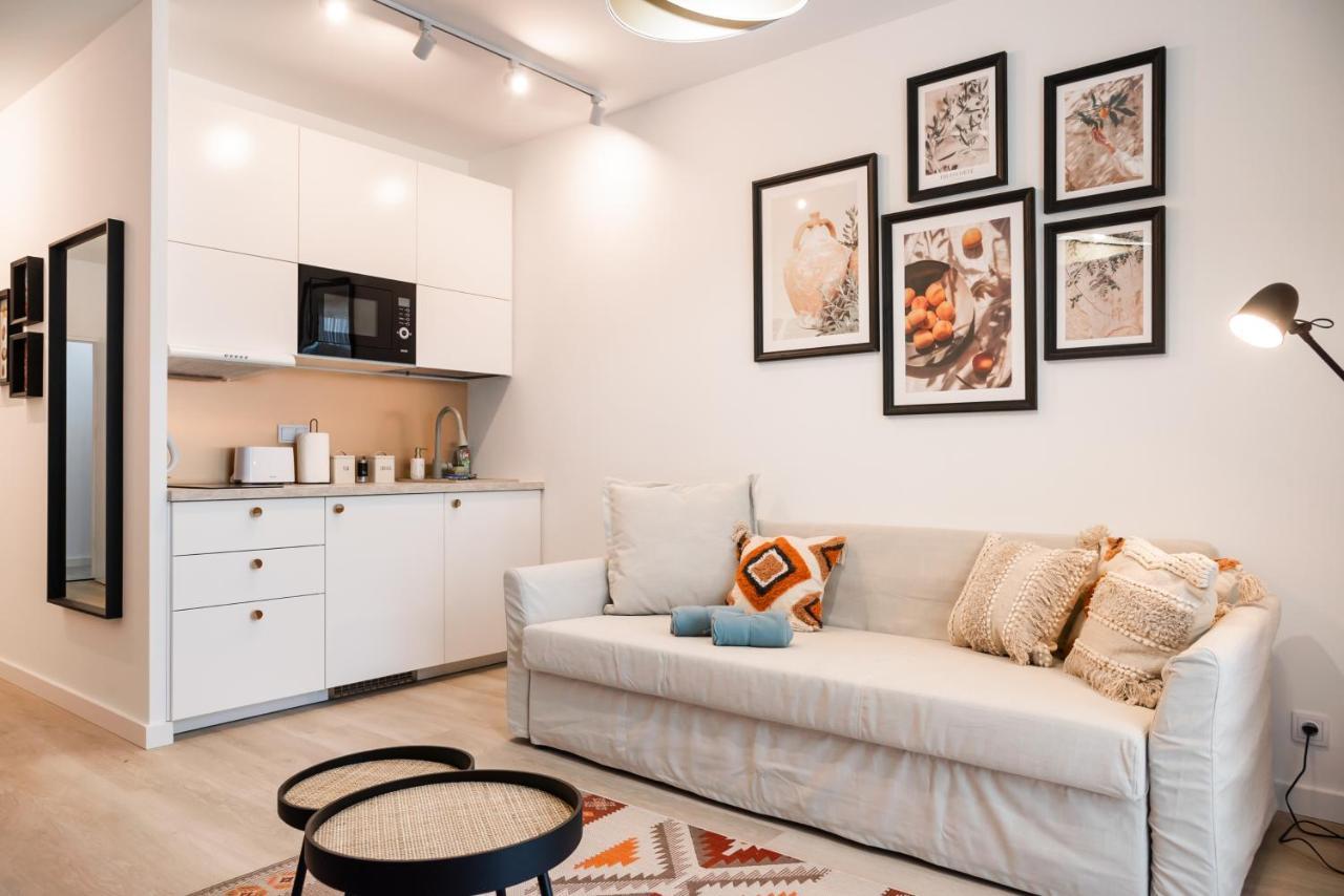 Wola Cosy White Apartment 华沙 外观 照片